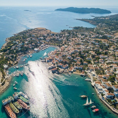 Kosta Port (Spetses Island) ↔ Athens City Center